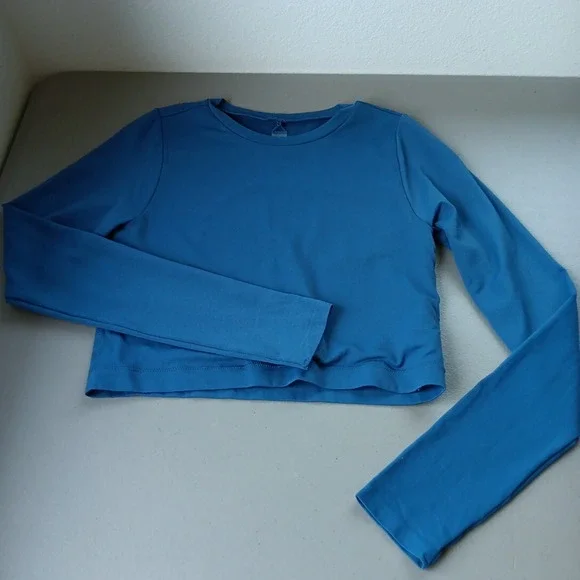 B.DY Crop Top Blue Seamless Long Sleeve Gym Yoga Medium Athletic Athleisure NEW - Picture 5 of 9